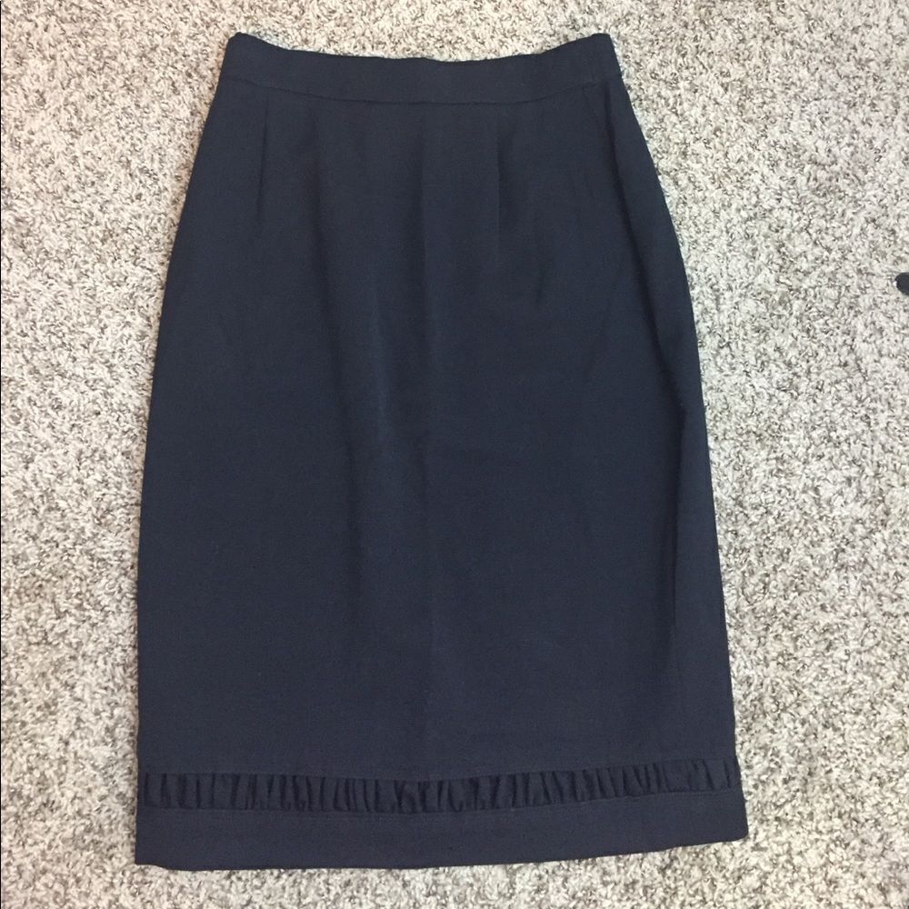 Louis Feraud Black Sophisticated Skirt